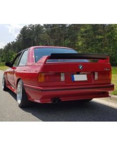 Evo style задна броня за BMW E30