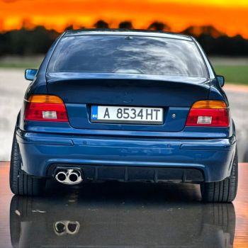 Единичен оребрен дифузьор за BMW e39