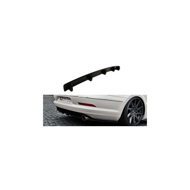 Централна Добавка за задна броня VW Passat CC R36 Rline (PREFACE) (с вертикални ленти) - Maxton Design