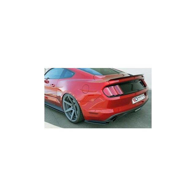 Добавки за задна броня Ford Mustang Mk6 - Maxton Design
