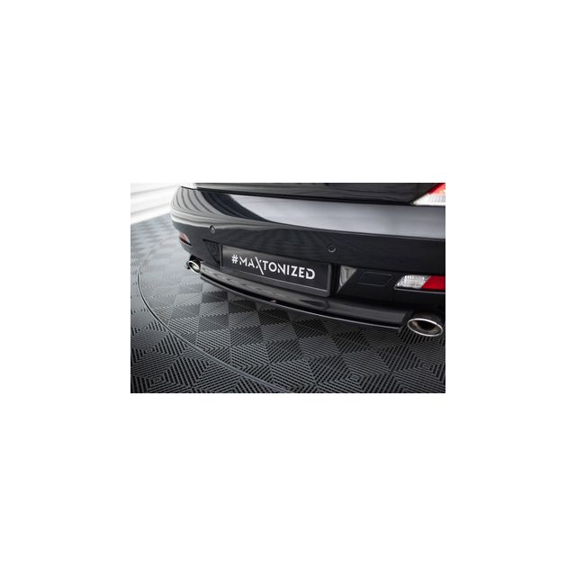 Добавка за задна броня (с вертикални ребра) BMW 6 Coupe / Cabrio E63 / E64