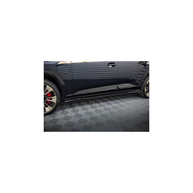 Добавки за прагове BMW XM G09
