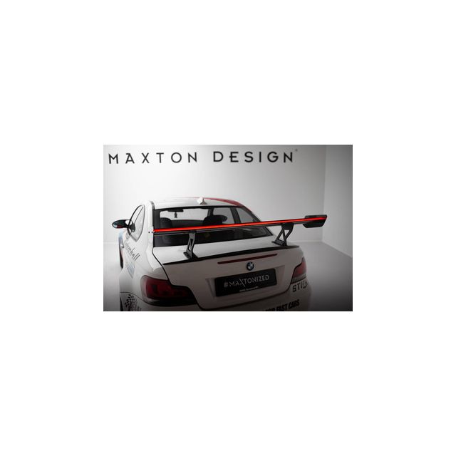 Карбоново крило/спойлер V.1 + LED BMW 1 M E82