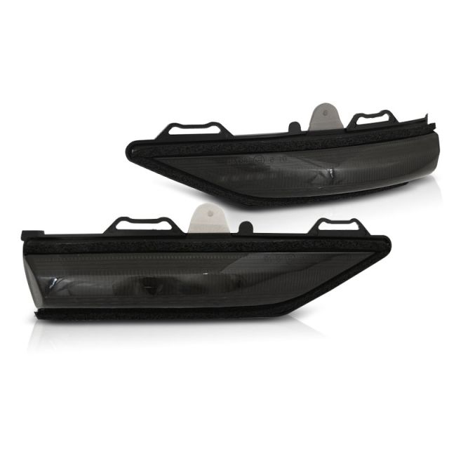 FORD FIESTA MK8 17- с динамична светлина LED Опушени