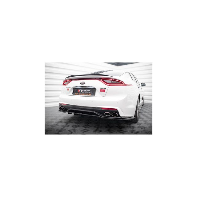 Добавка за задна броня (с вертикални ребра) Kia Stinger Mk1