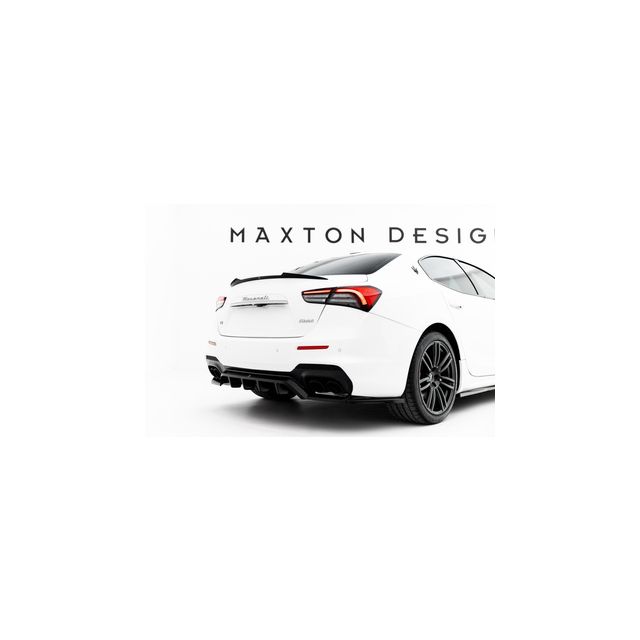 Добавка за задна броня (с вертикални ребра) Maserati Ghibli Modena Mk3 Facelift