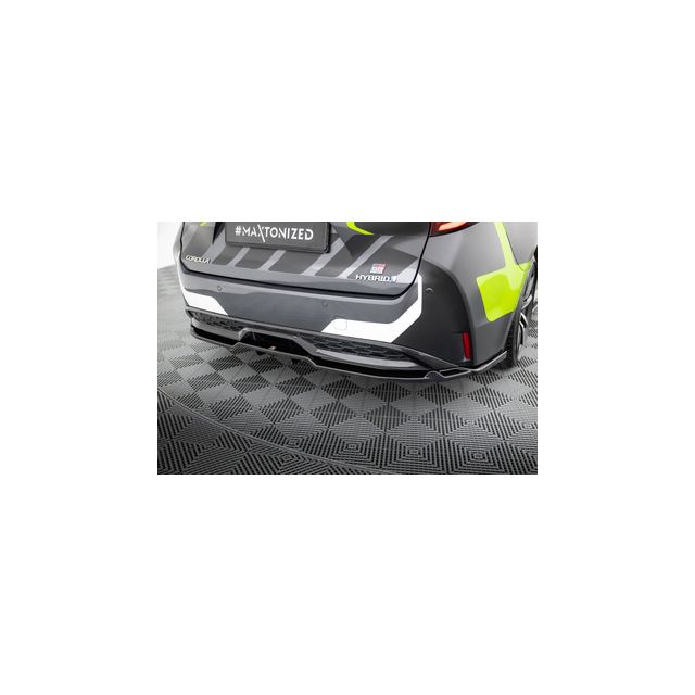 Добавка за задна броня (с вертикални ребра) Toyota Corolla GR Sport Touring Sports XII
