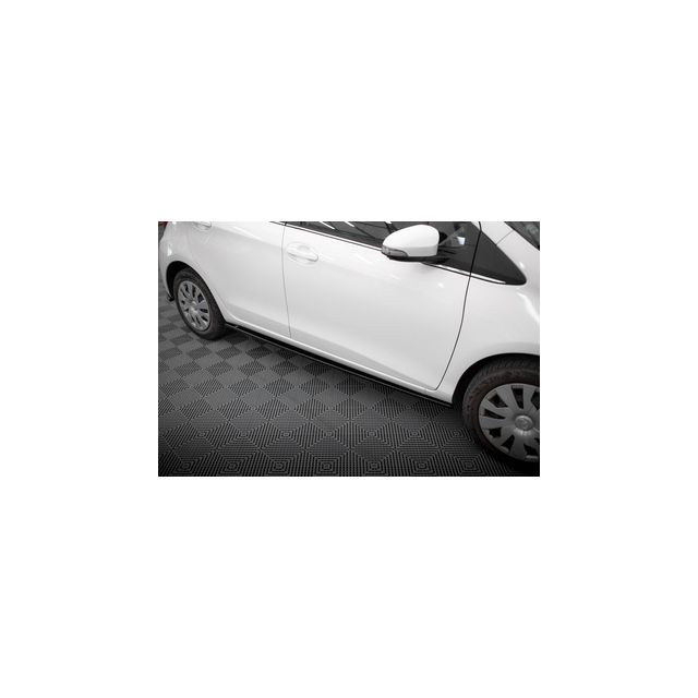 Добавки за прагове Toyota Yaris Mk3 Facelift