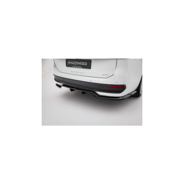 Добавка за задна броня (с вертикални ребра) Volkswagen Passat B9